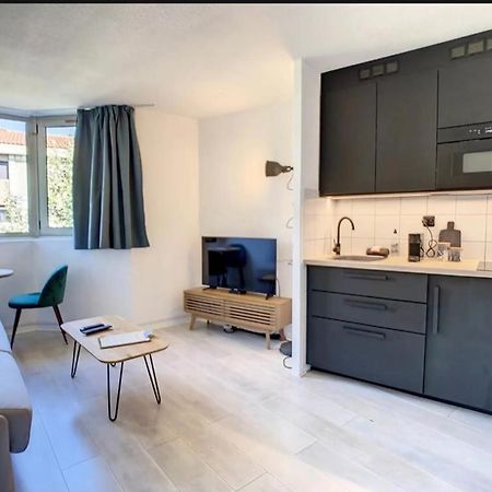 Studio Contemporain Avec Piscine Proche De La Mer Cannes Exterior foto